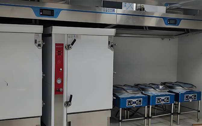 瑞能廚具公司：打造專業中央廚房解決方案